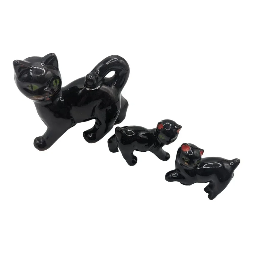 Vintage Ceramic Black Cats Mama with Two Kittens Kitschy Figurines MCM Redware - Picture 3 of 13
